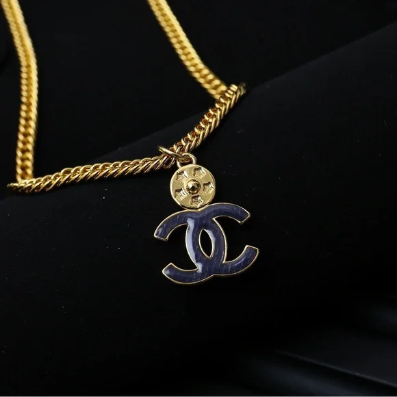 Women's Chanel Gold Double Layer CC Logo Pendant Necklace - Picture 2 of 5